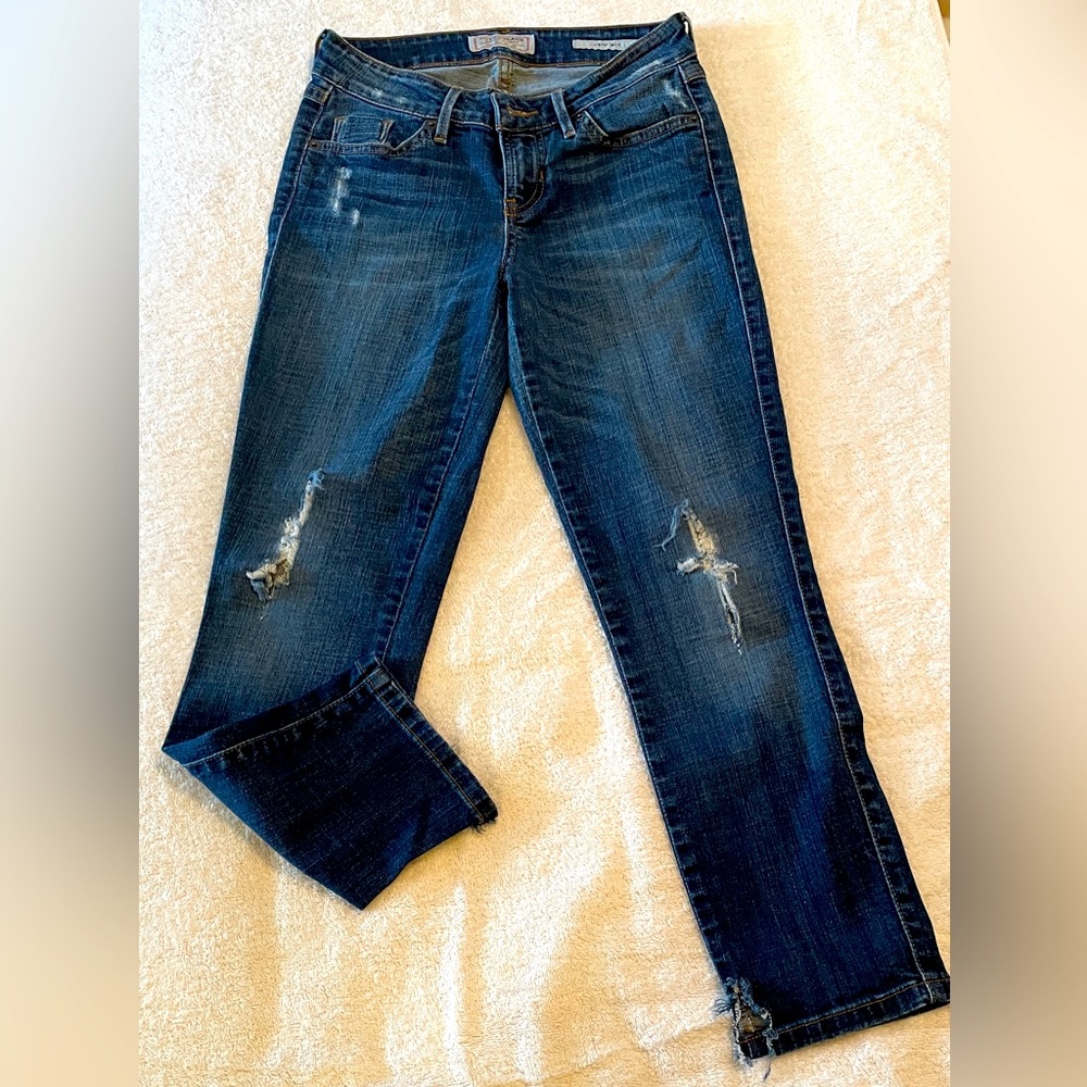 Guess cropped distressed jeans